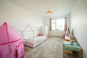 Photo 32- click for photo gallery